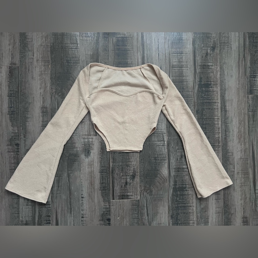 Shein Woman’s Long Sleeve Crop Top